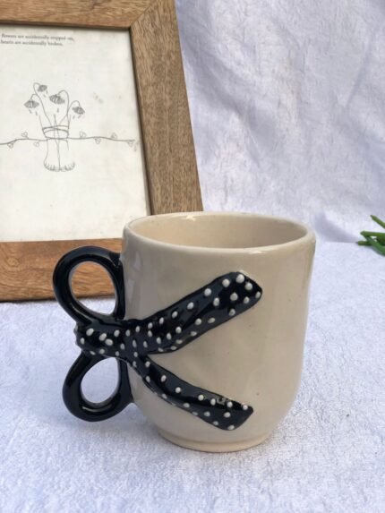 Bow tea mug